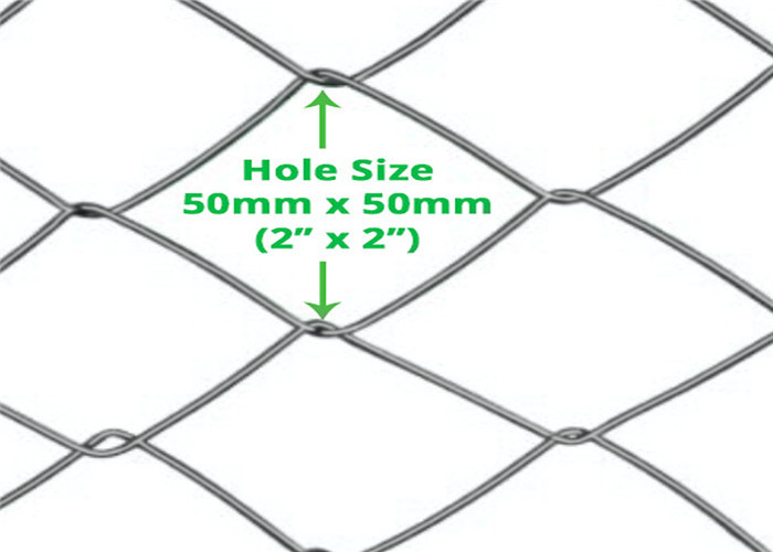 Cerca 50mm Diamond Hole Cyclone Wire Roll do elo de corrente do metal de 2 polegadas