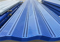Painéis de vedação de ferro galvanizado resistentes ao vento Fácil de instalar 100% poliéster Preencher 25% - 40% Abertura de abertura