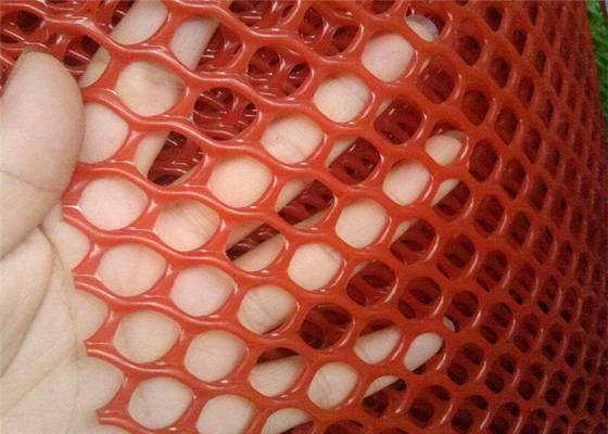 planície plástica da criação de animais de aves domésticas de 300g/M2 Mesh Netting Hexagonal Hole Red